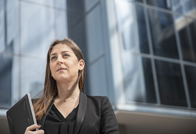 Paga con Carta di Credito | Pagamento Sicuro Online | Intrum